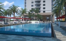 Global Luxury Suites Miami Worldcenter